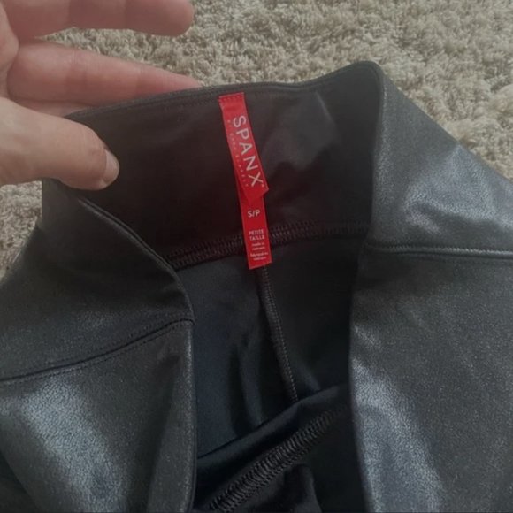 SPANX Faux Leather Leggings size small black tights - Picture 4 of 6